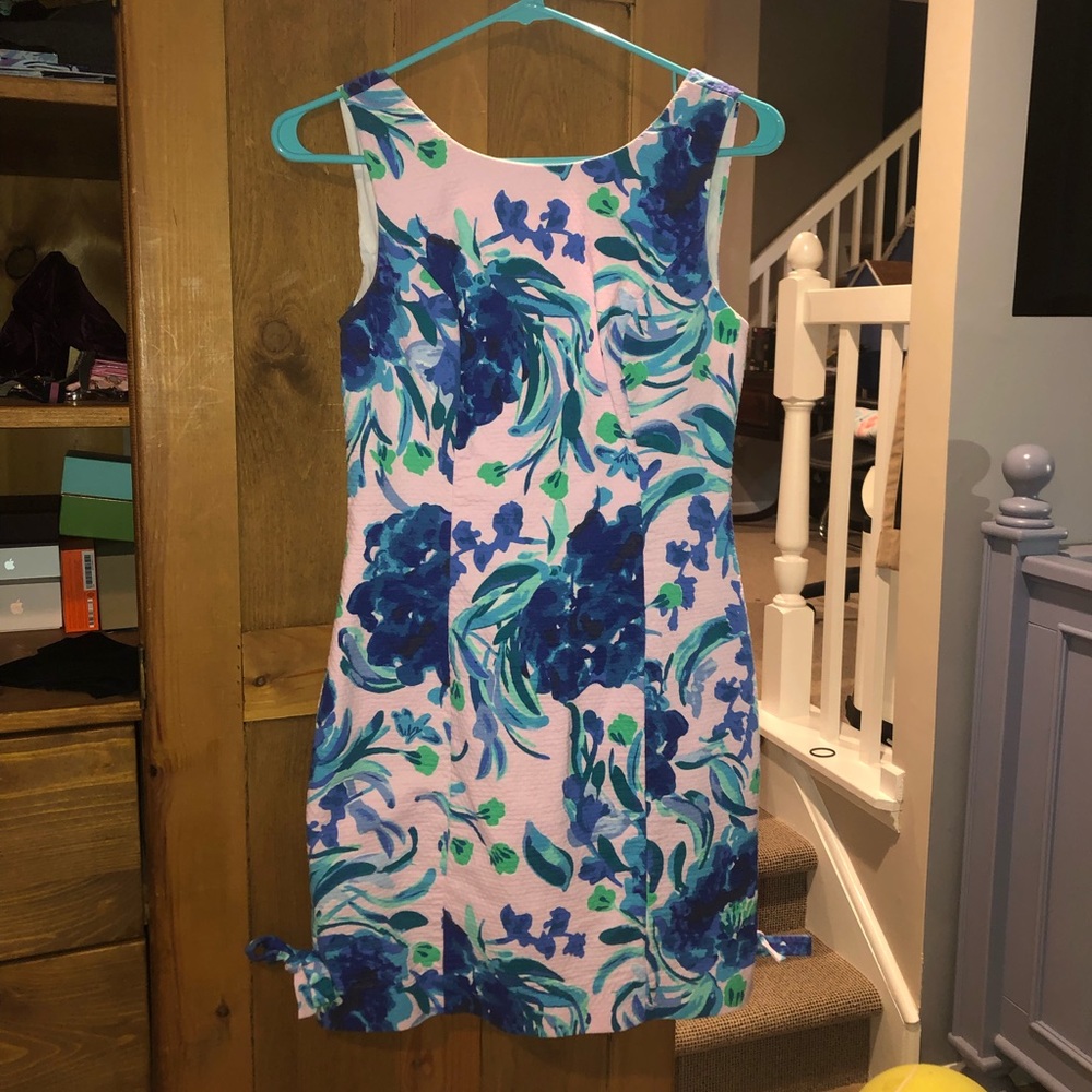 Mila in sweet pea!